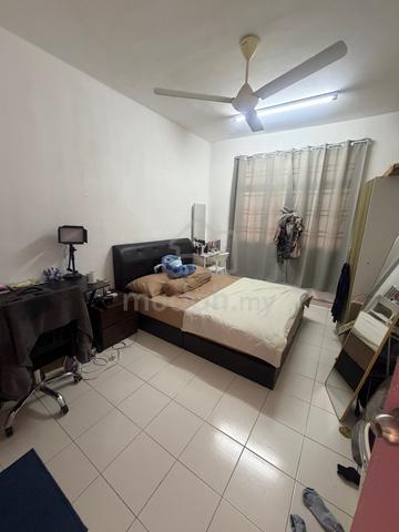 master bedroom villa krystal 1