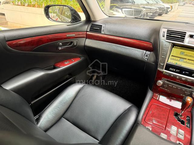 2010 Lexus LS460 4.6 L 5 SEATER USF41R-AEZGHW - 4