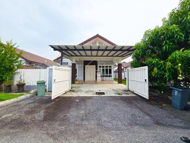 RENOVATED GUARDED 1 Storey Bungalow Bukit Senawang Perdana 1