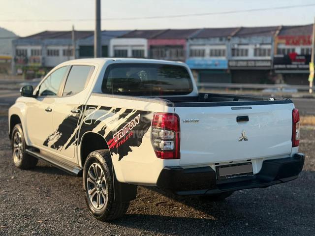 2022 Mitsubishi TRITON 2.4 VGT (A) - 3