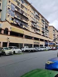 Putra Ria Apartment (Seri Kembangan) 1