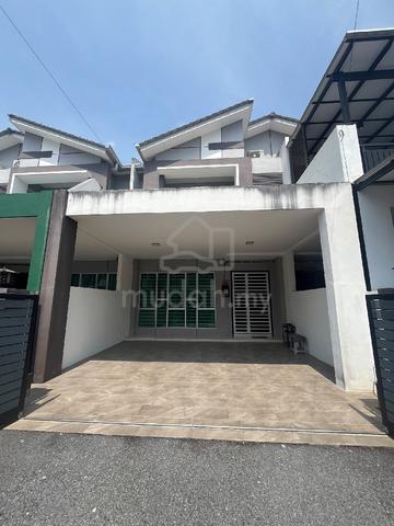 Rumah Teres 2 Tingkat Pekan Ipoh untuk disewa  1
