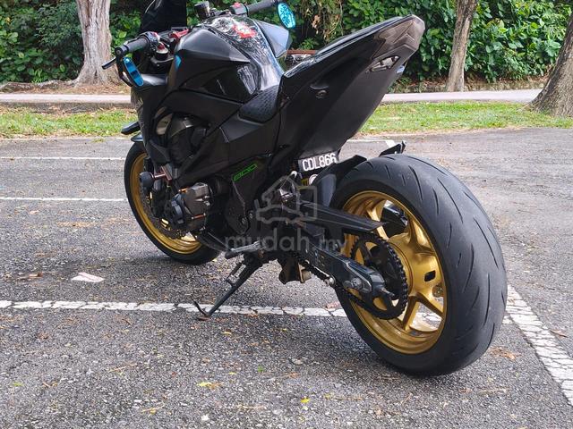 Motorcycle Kawasaki Z800 - photo 2 of 3