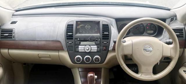 Nissan SYLPHY 2.0(A)PREMIUM LUXURY NAVI*MIL99K - 3