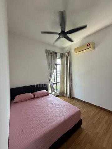 Master bedroom with bathroom at Amaya Maluri cheras 1