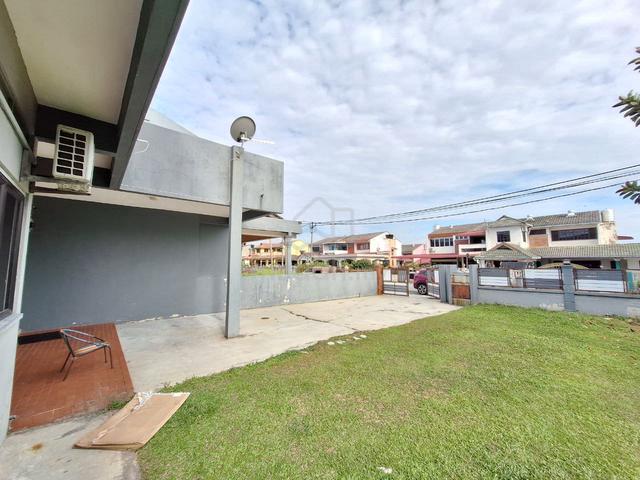 FULLY FURNISHED 🛋️ RENOVATED Non-Bumi Semi-D @ Taman Paroi Jaya! 🏡 1