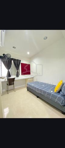 Seaview🔥Rooms for Rent in Perai, Butterworth.
Just Reno,New furnished 1