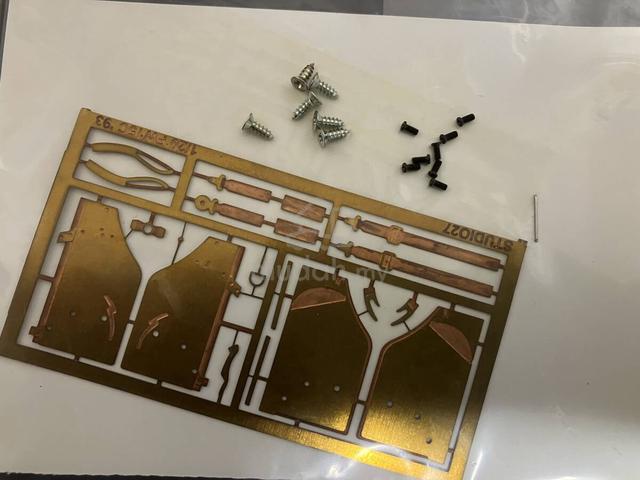 Studio27 Williams Renault FW15C 1/20 Model Kit - photo 5 of 6