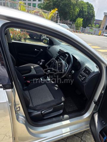 2017 Volkswagen VENTO 1.6 COMFORTLINE (A) - 3