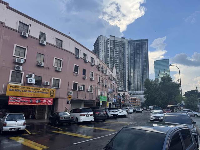 Old Klang Road Office 730sf 2 Rooms Fully Furnished Taman Tan Yew Lai 1