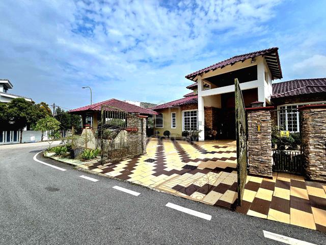 BELOW MV 1.5 Storey Bungalow Jalan Pekaka Seksyen 8 Kota Damansara Sel 1
