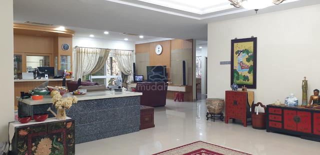 Kajang Taman Villa Heights Gated Freehold Bungalow 13000sq.ft 1