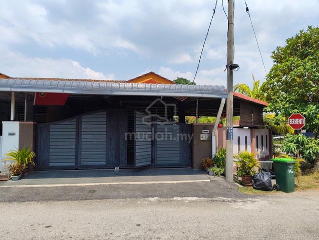 Teres Corner Lot Reno berhampiran Tol SP Selatan - Bandar Seri Astana 1