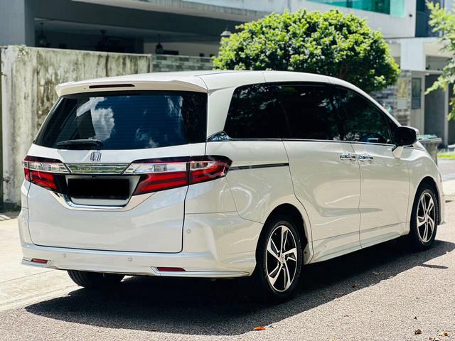 2015 Honda ODYSSEY 2.4L VTEC - 4