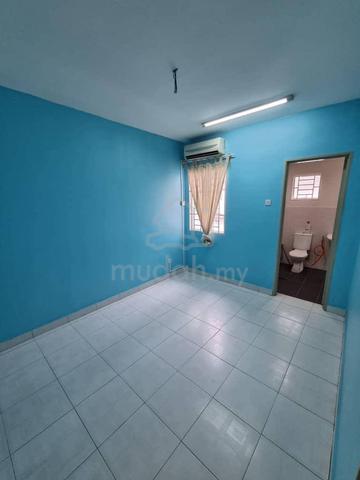 Rumah Bersih Kemas Teres 2 Tingkat Alam Suria Puncak Alam, Selangor. 2