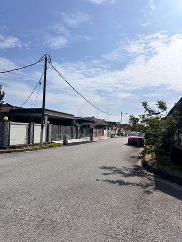 Partially Furnished 1sty House For Rent, Seremban 2, Garden Homes 1
