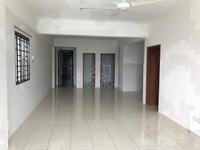 Green Suria Apartment 1