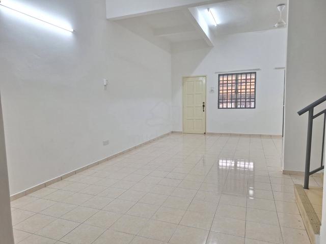 Well Kept 2 Storey House For Rent|Taman Bukit Kristal Nr Jasper Jaya 1