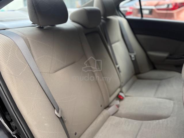 2012 Honda CIVIC 1.8 S (A) - 5