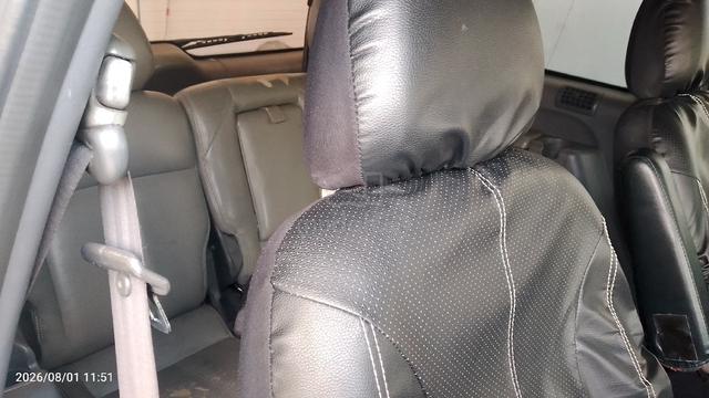 2001 Hyundai TRAJET 2.0 GLS (A) - 5