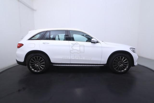 2017 Mercedes Benz GLC250 2.0 AMG 4MATIC - 4