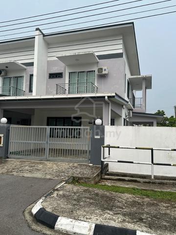Double Storey Terrace Corner House at Riveria Samarahan 4 bedrooms 1