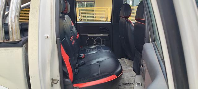 2011 Isuzu D-MAX 3.0 DDI ITEQ4X4(A)1 Owner,Ori Cat - 5