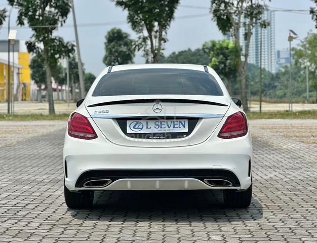 2017 Mercedes-Benz C200 2.0 AMG (CKD)🔥 - 2