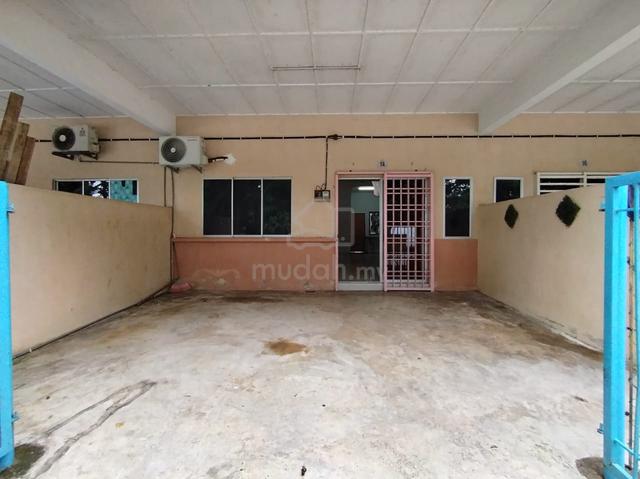 Perumahan Permatang  Badak Perdana, Kuantan. 1