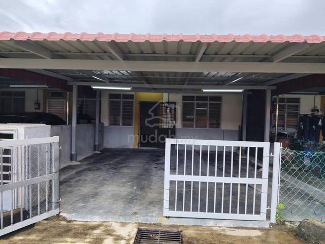Single Storey House @ Taman Bukit Larang Indah ( Telok Mas ) 1