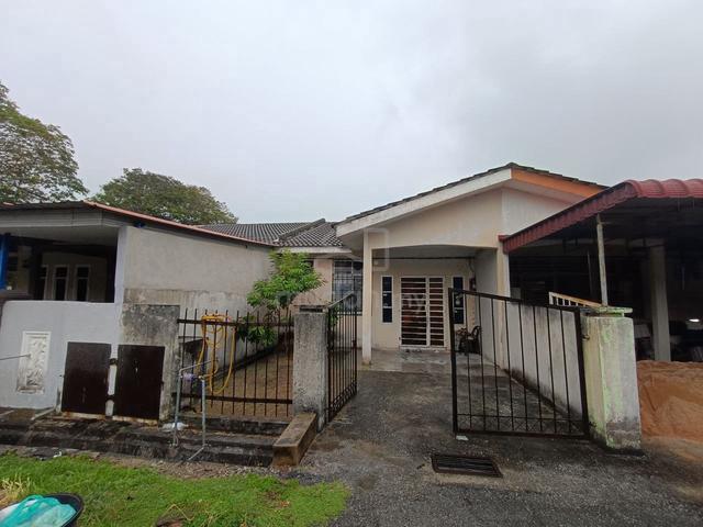 TAMAN GADONG JAYA, LABU, NEGERI SEMBILAN.(For Sale) 1