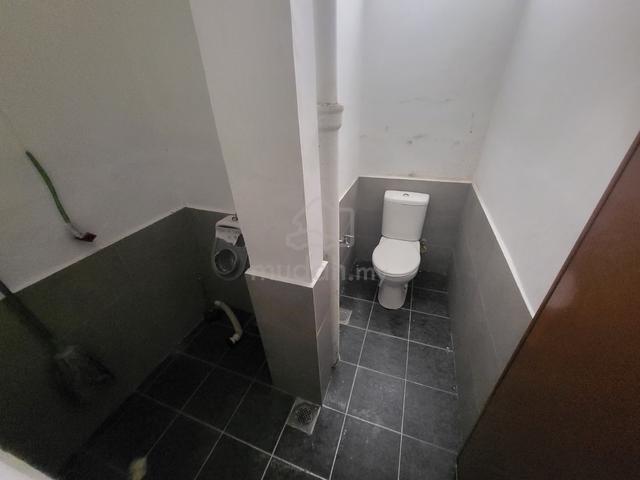 Sri Petaling Ground Floor Shoplot with High Visibility For Rent 1