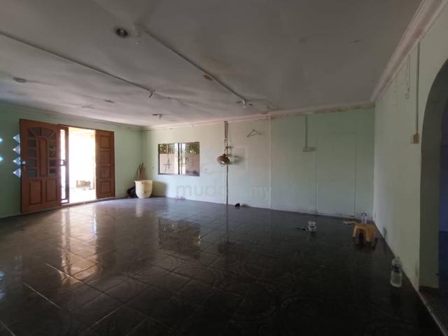 Rumah Banglo dan Tanah Kinarut 3