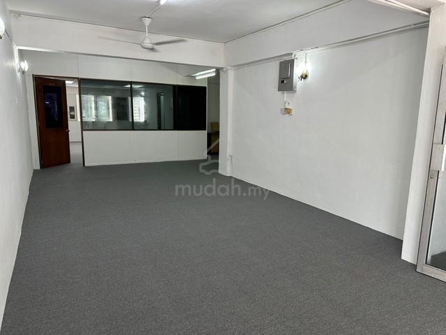1st Floor Shop Facing Mainroad At Bayan Baru 1