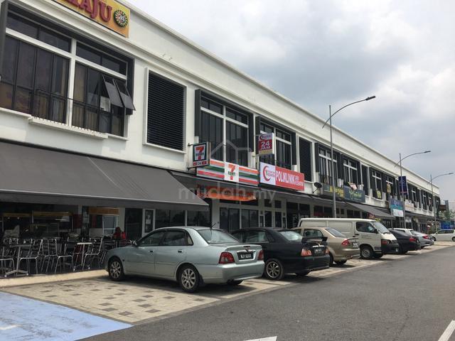 Eco Majestic Shop Brighton Whitten Ivoris Semenyih 1