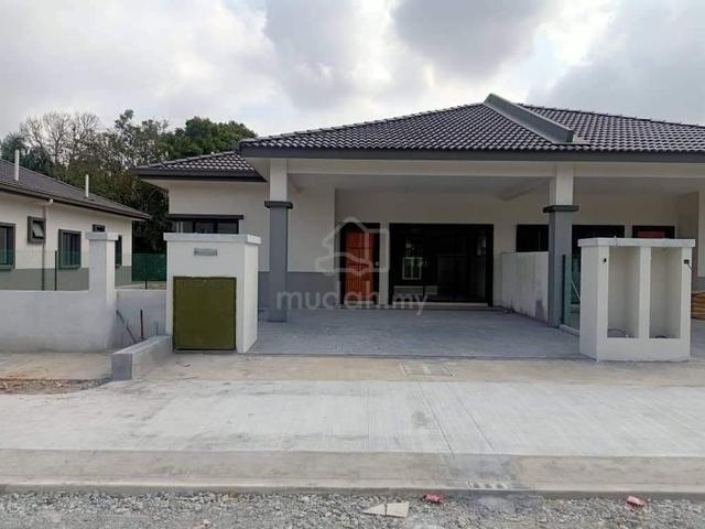 Pulau indah Main Road Semi D , Land Size 41 x 64 1
