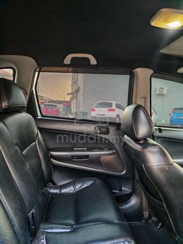 2003 Honda STREAM 1.7 (A) - 4