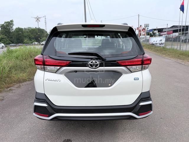 Full loan2021 Toyota RUSH 1.5 S (A) - 3