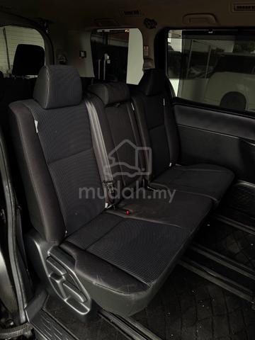 Toyota Noah 2.0 Modellista 8 Seater MPV - 4