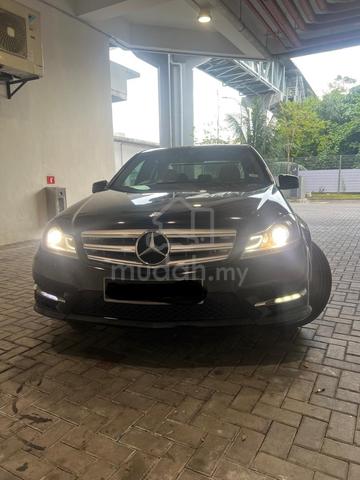 2014Mercedes Benz C-200 1.8 CGI 2 TAHUN WARRANTY - 2