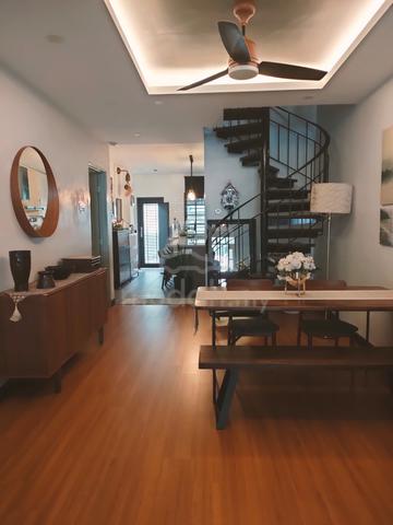For Sale 1.5 storey taman rawa perling / renovated unit 1