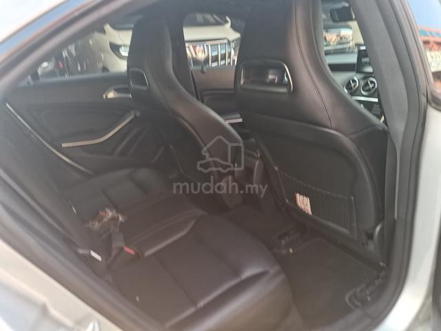 2015 Mercedes Benz CLA200 (CBU) 1.6 (A) REG 2016 - 5