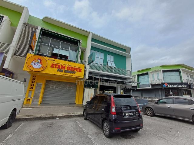 Shop for Rent in Bandar Enstek, ( near KLIA, Sepang Circuit) 1