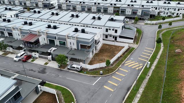 Off RM100K + 2 stry Corner Lot Premium ✨ Resort Residence 1, Sendayan 1
