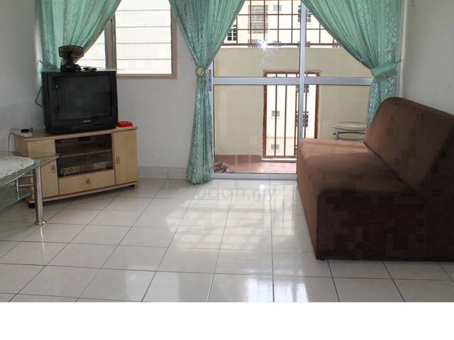 1 Rakan Sebilik Perempuan di Mutiara Apartment, bt 5 Jalan Klang Lama 1