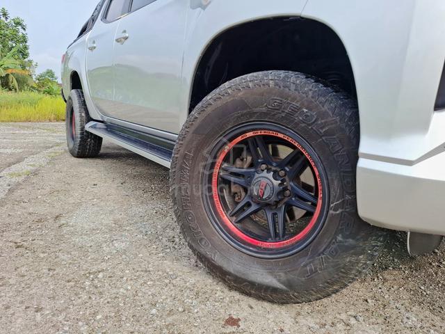 2019 Mitsubishi TRITON 2.4 VGT A/T (A) loan kedai - 4