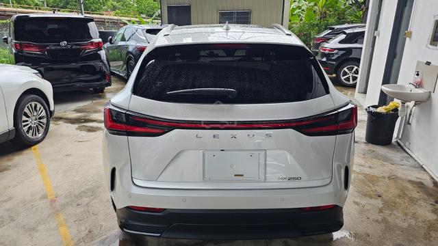 2023 Lexus NX 250 VERSION L 5A GRADE 19K KM - 4