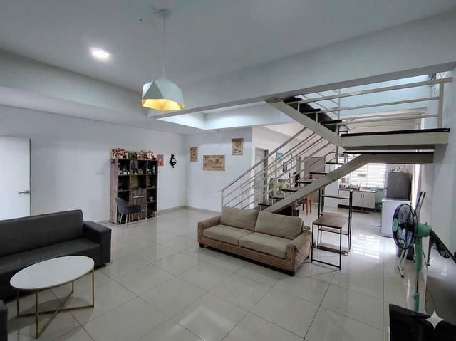 Taman Prestige Residence / House For Sale / KK / Menggatal / Corner 1