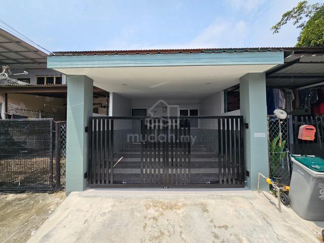 Double Storey Low Cost House @ Taman Skudai Baru, Johor 1