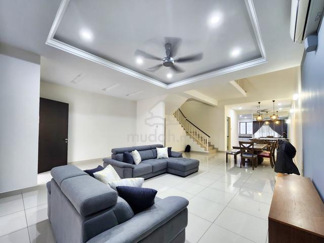 RENOVATED 2 Storey Terrace Superlink The Terresse Bandar Puteri Bangi 1